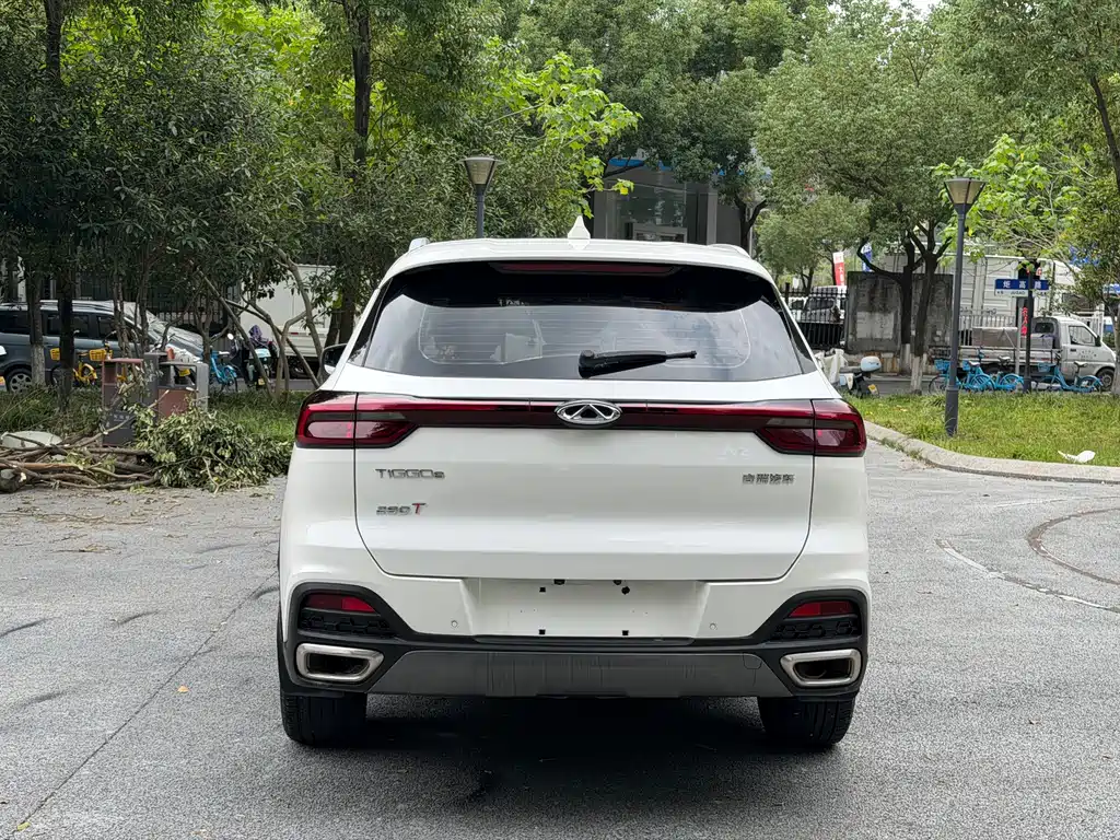 Chery Tiggo 8 — фото 4