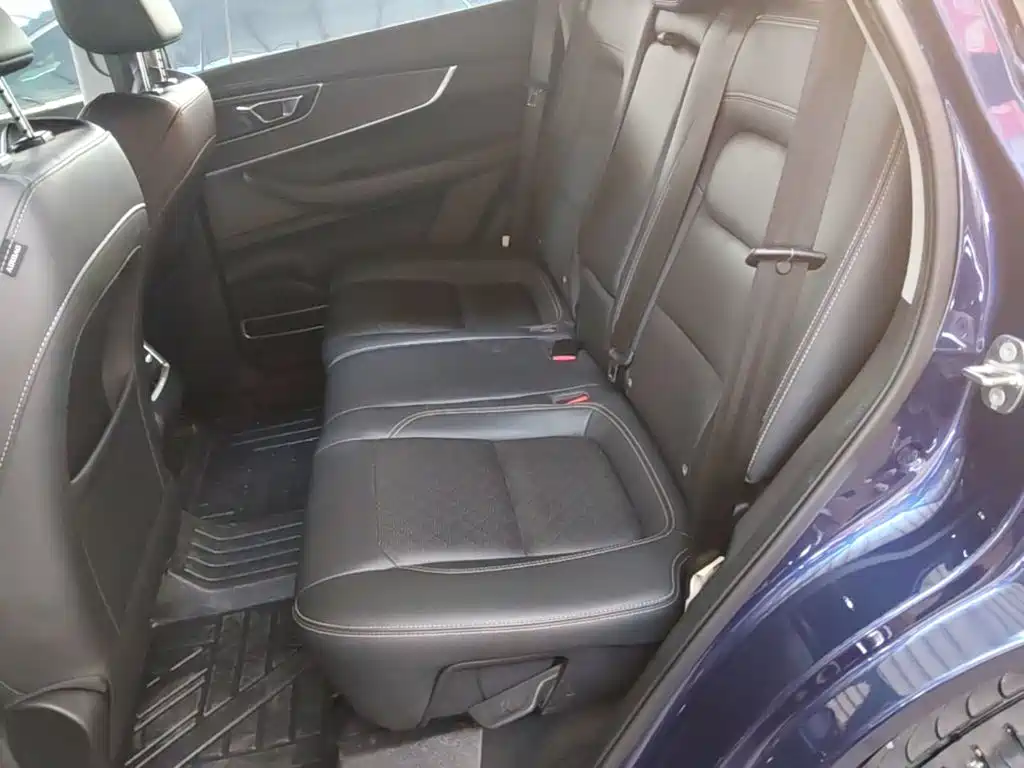 Chery Tiggo 8 — фото 17