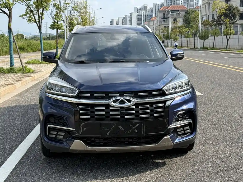Chery Tiggo 8 — фото 3
