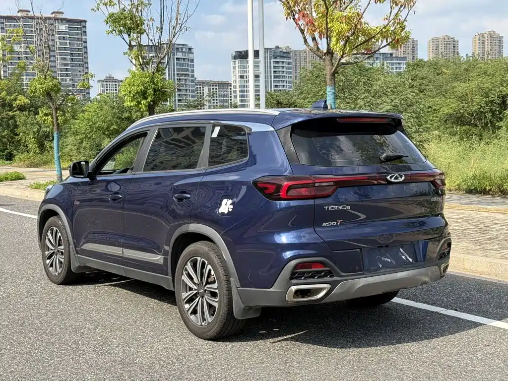 Chery Tiggo 8 — фото 5