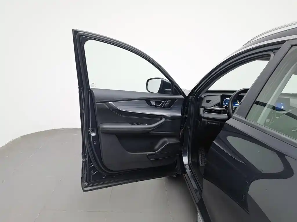 Chery Tiggo 8 PLUS — фото 8