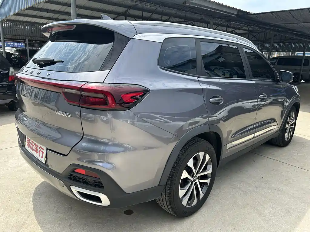 Chery Tiggo 8 — фото 9