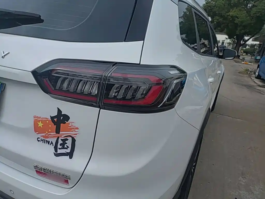 Chery Tiggo 8 PLUS — фото 8