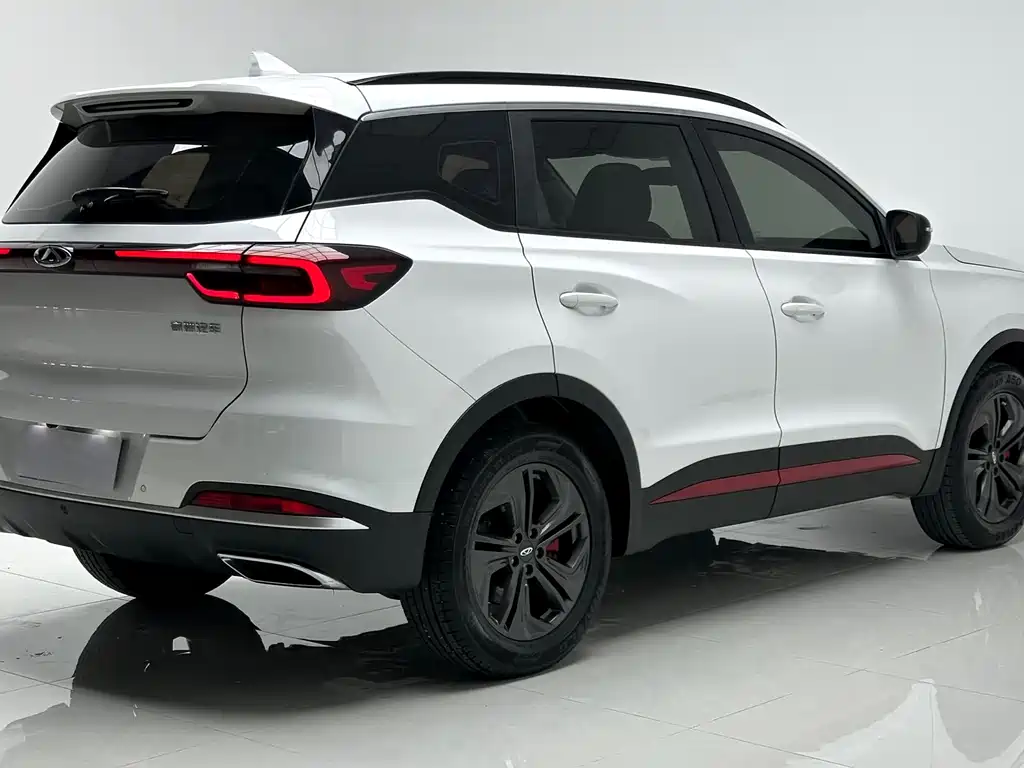 Chery Tiggo 7 — фото 6