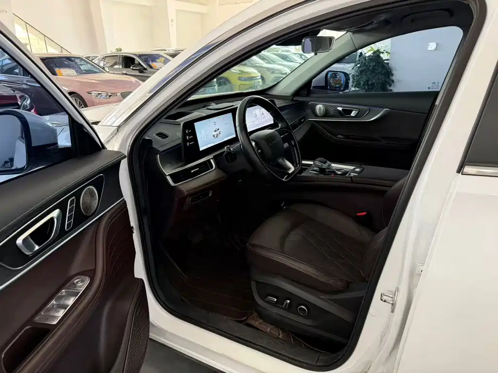 Chery Tiggo 8 PRO — фото 5