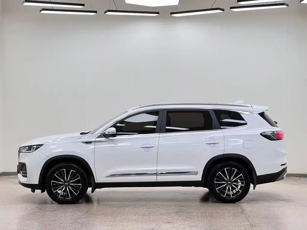 Chery Tiggo 8 PLUS — фото 32