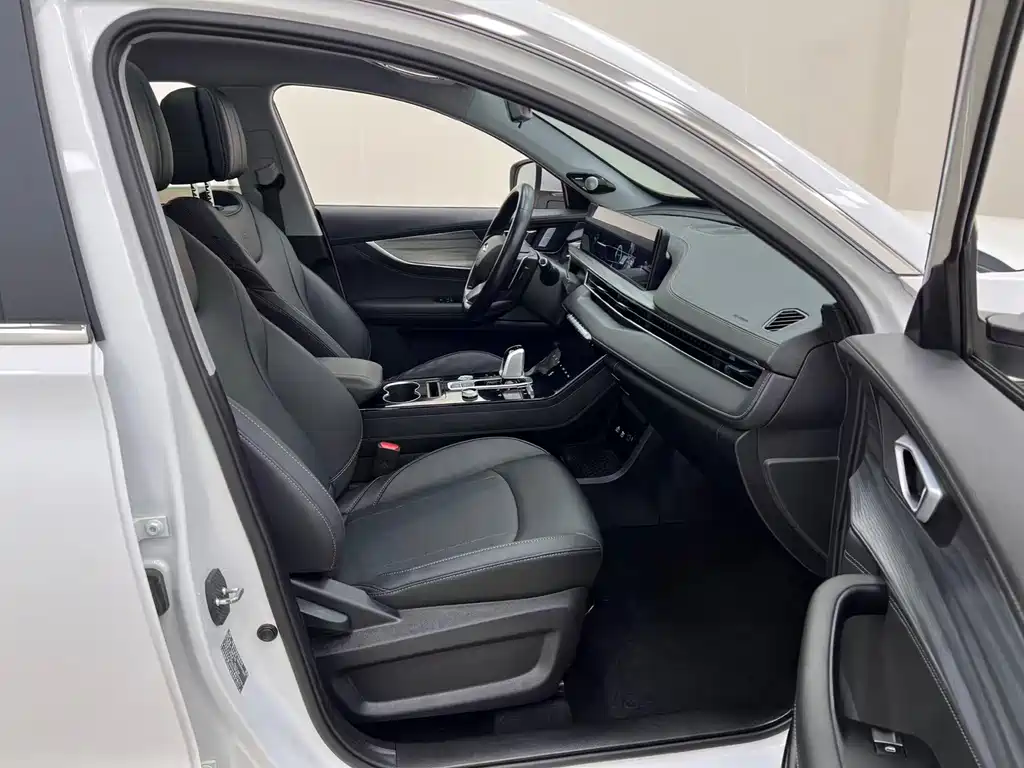 Chery Tiggo 8 PLUS — фото 7