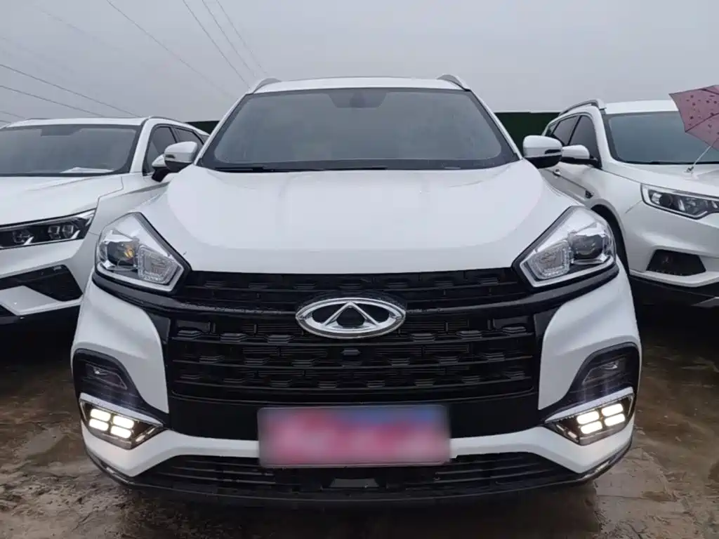Chery Tiggo 8 — фото 3