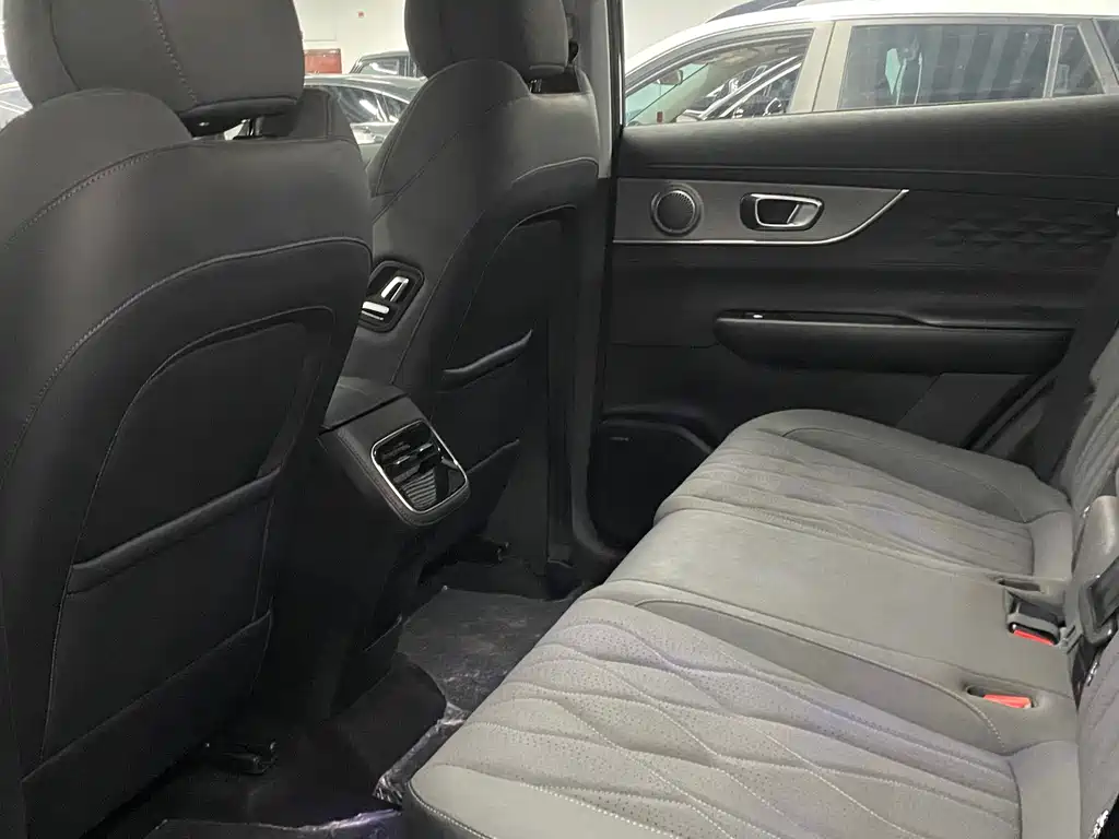 Chery Tiggo 8 PLUS — фото 11