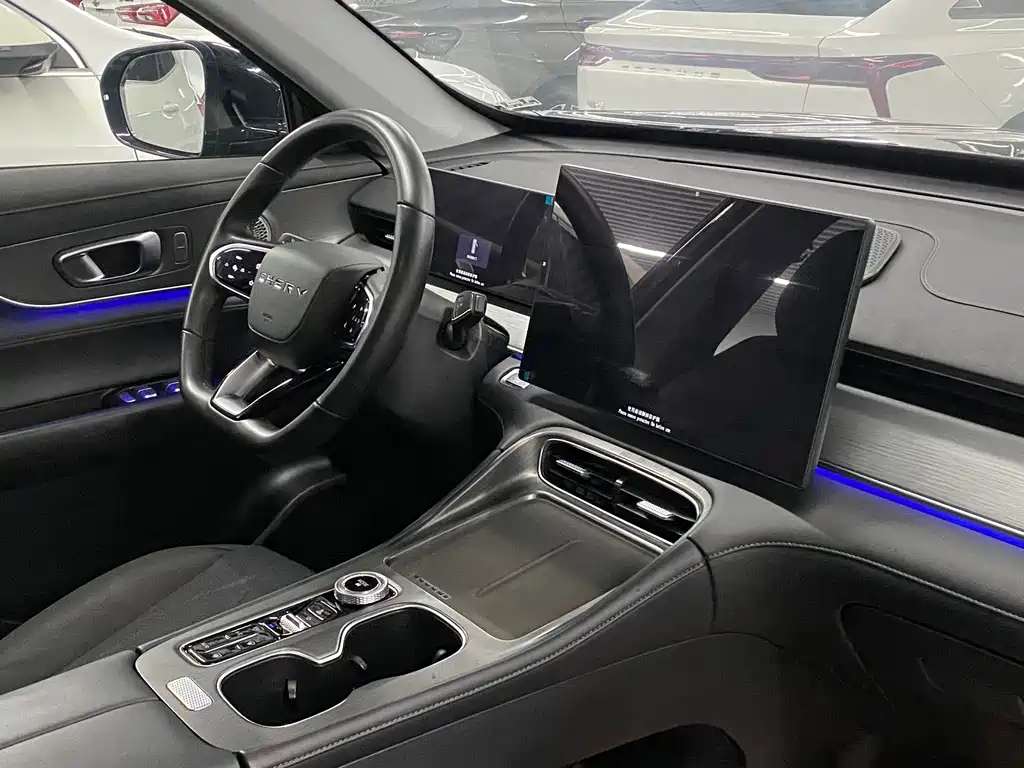 Chery Tiggo 8 PLUS — фото 7