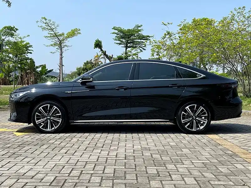 Chery Arrizo 8 PRO — фото 11