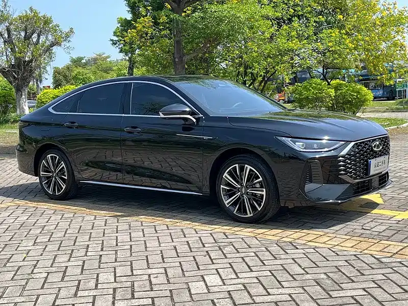 Chery Arrizo 8 PRO — фото 3