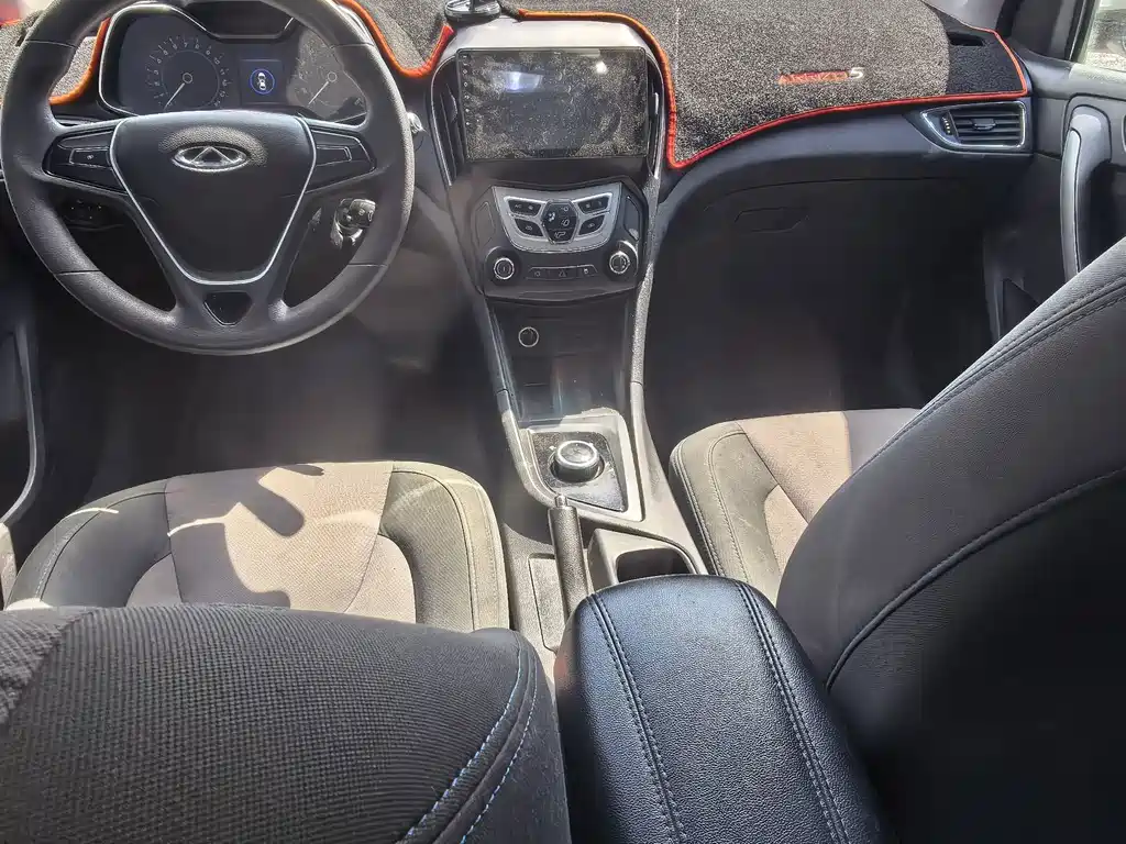 Chery New Energy Arrizo 5e — фото 13