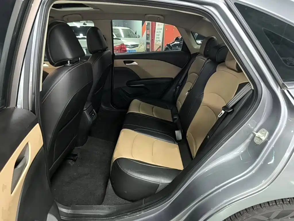 Chevrolet Monza — фото 17