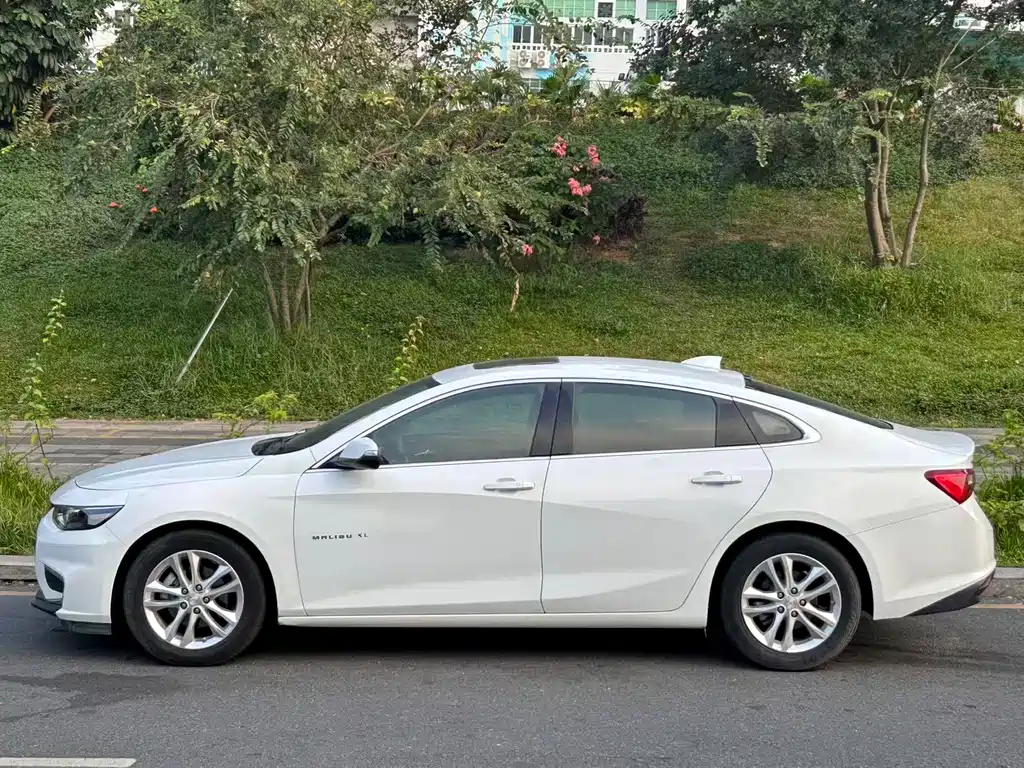 Chevrolet Malibu XL — фото 4