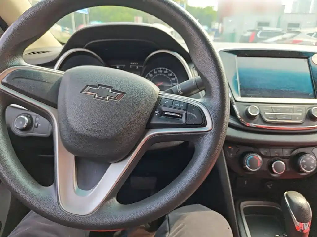 Chevrolet Monza — фото 10