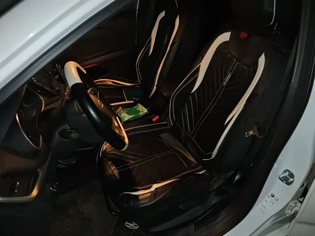 Chevrolet Monza — фото 11