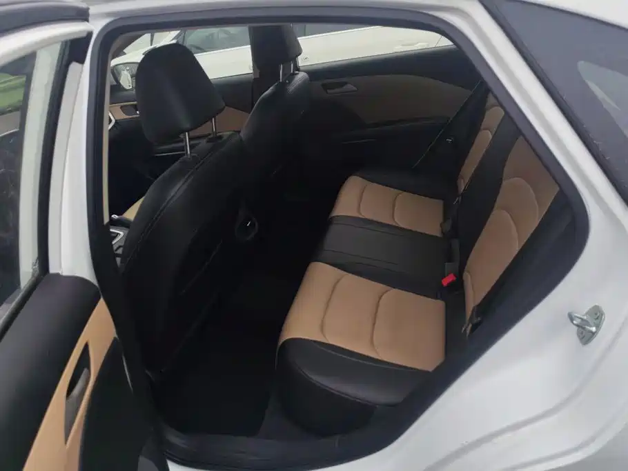 Chevrolet Monza — фото 11