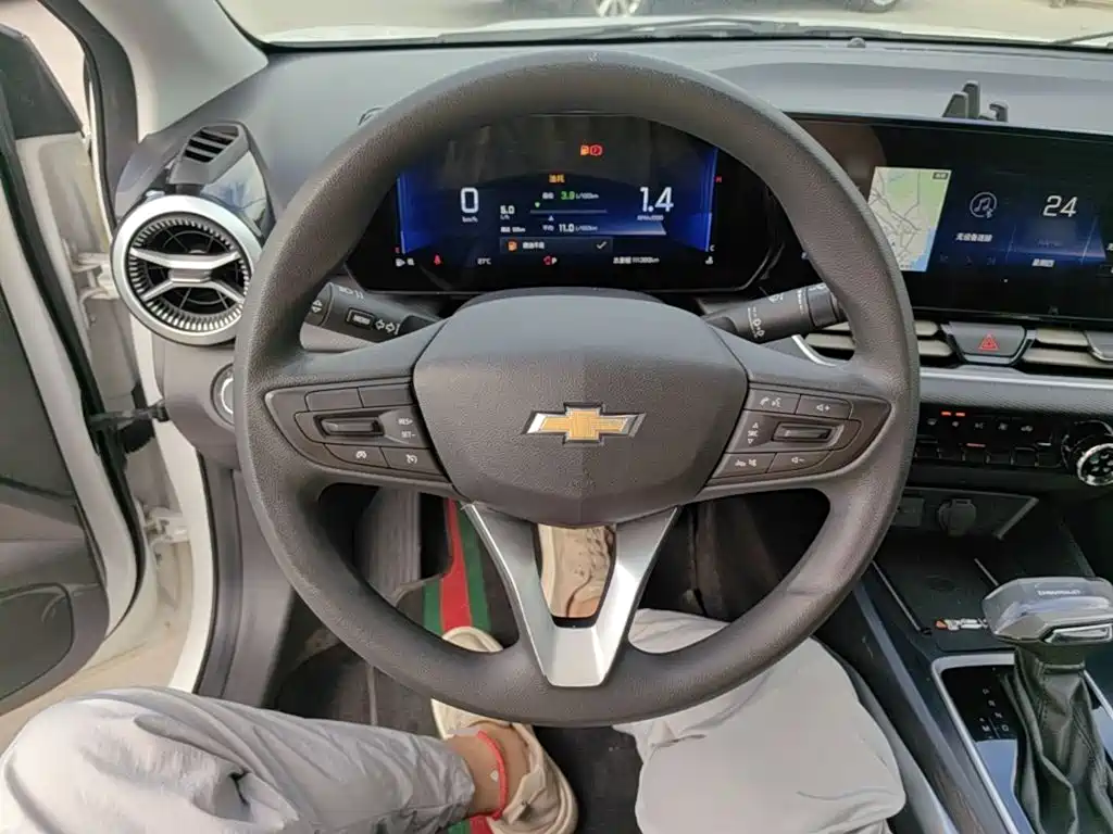 Chevrolet Monza — фото 11