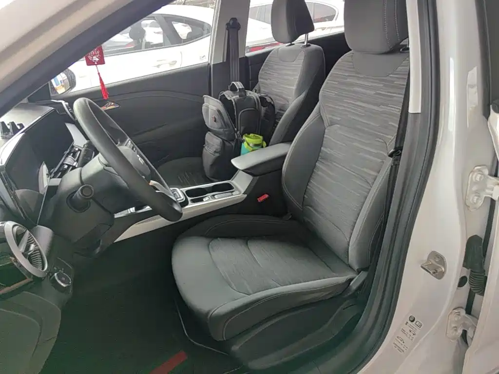 Chevrolet Monza — фото 15