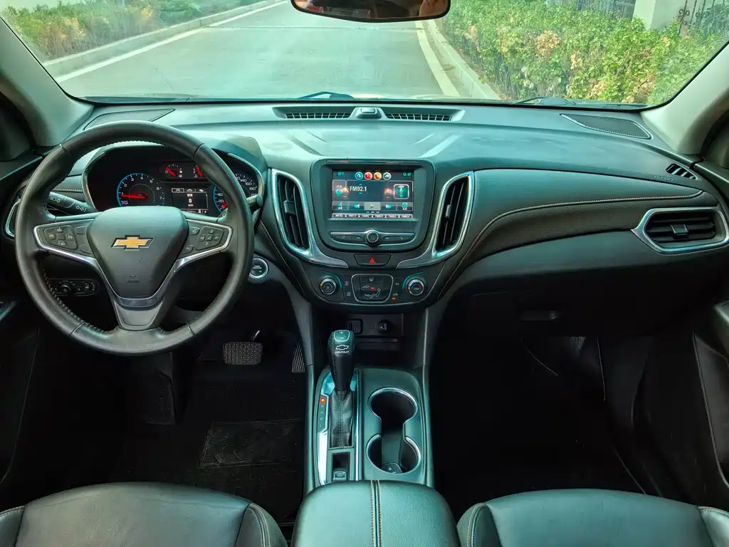 Chevrolet Equinox — фото 10
