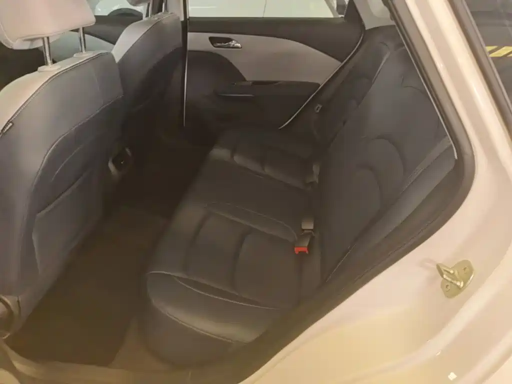 Chevrolet Monza — фото 17