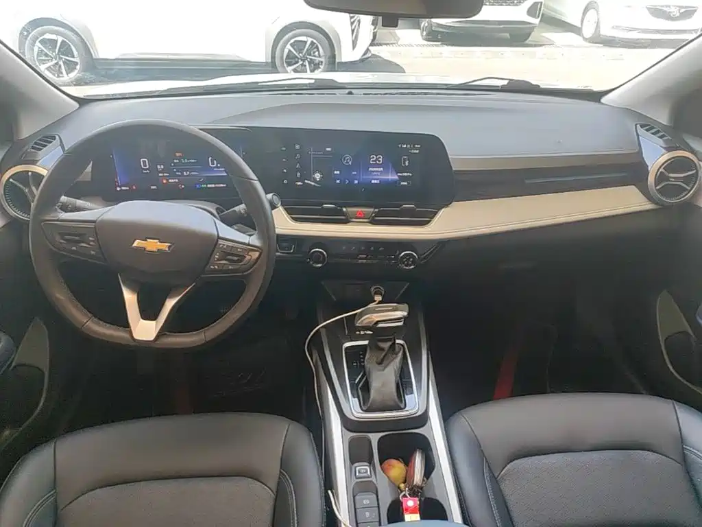Chevrolet Monza — фото 10