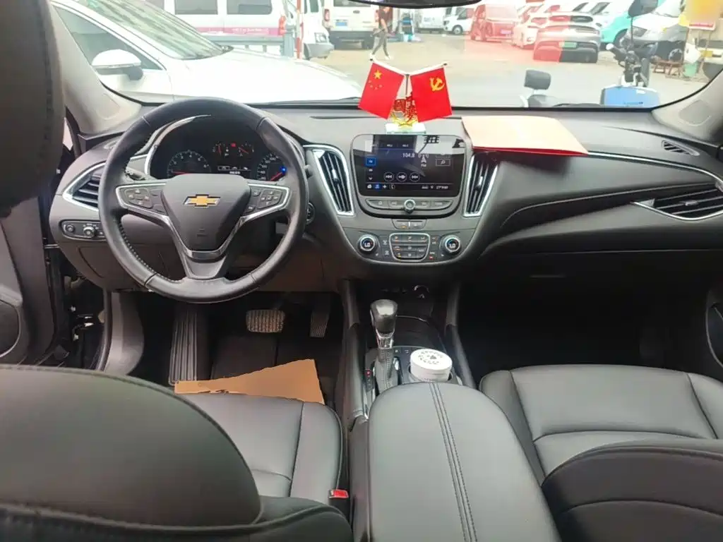 Chevrolet Malibu XL — фото 10