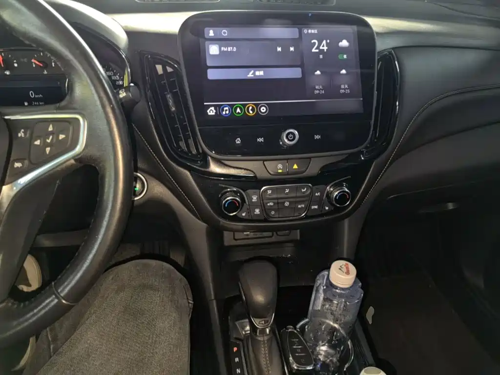 Chevrolet Equinox — фото 10