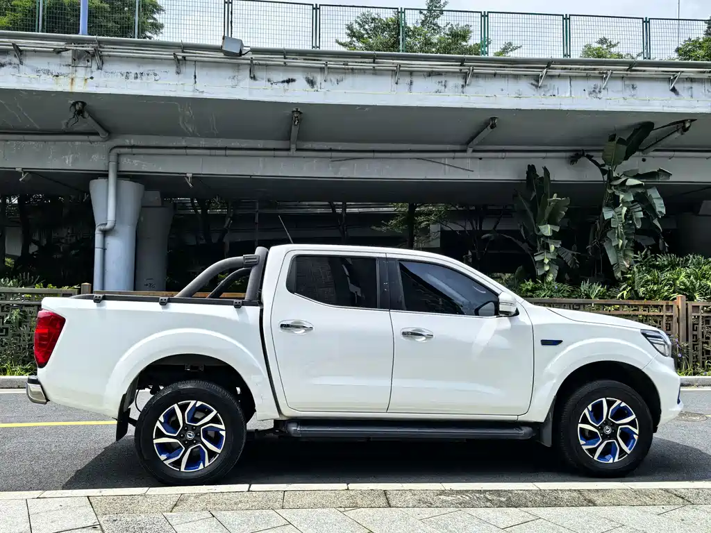 Dongfeng Rich 6 New Energy — фото 13