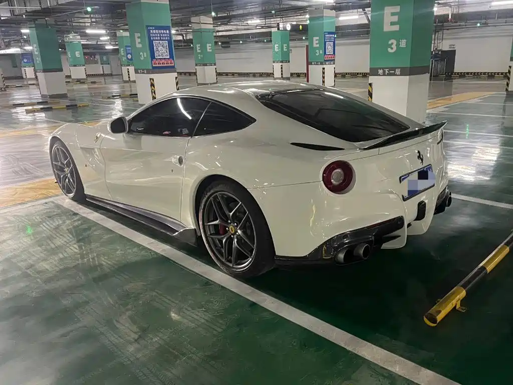 Ferrari F12berlinetta — фото 4