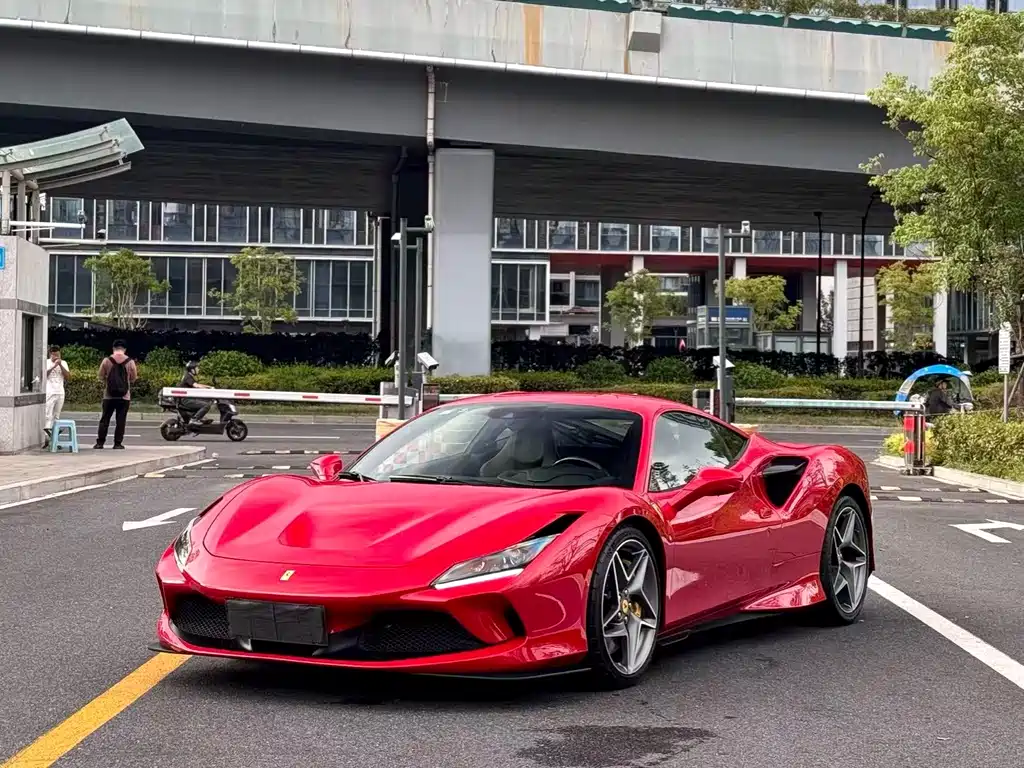 Ferrari F8 — фото 2