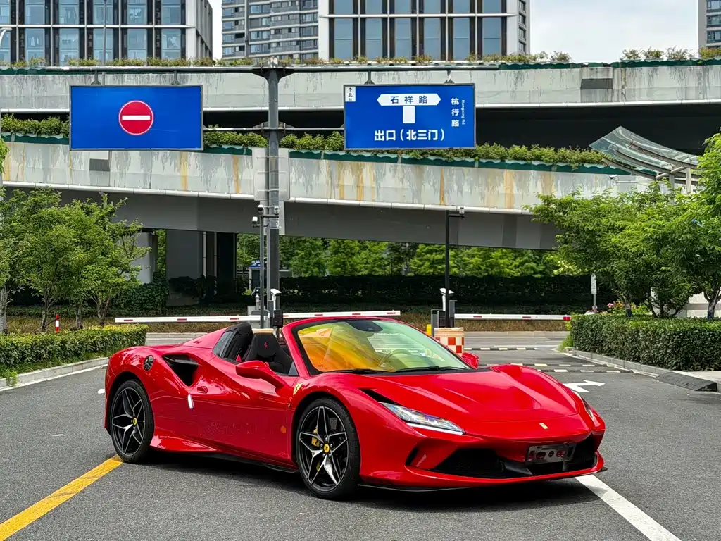 Ferrari F8 — фото 2