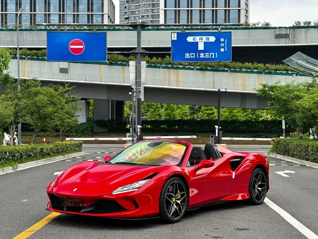 Ferrari F8 — фото 3