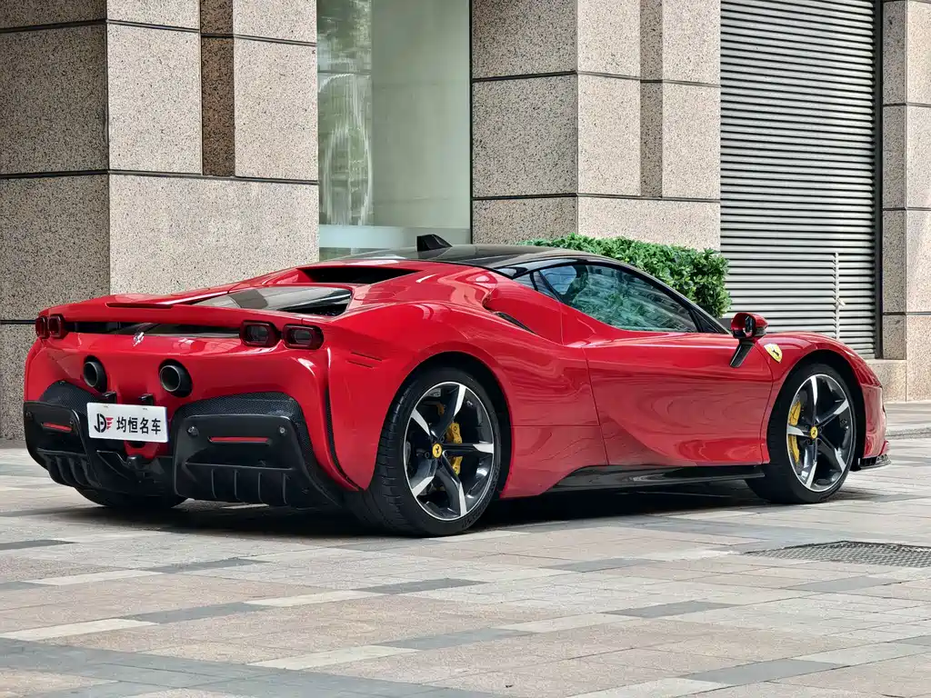 Ferrari SF90 — фото 4