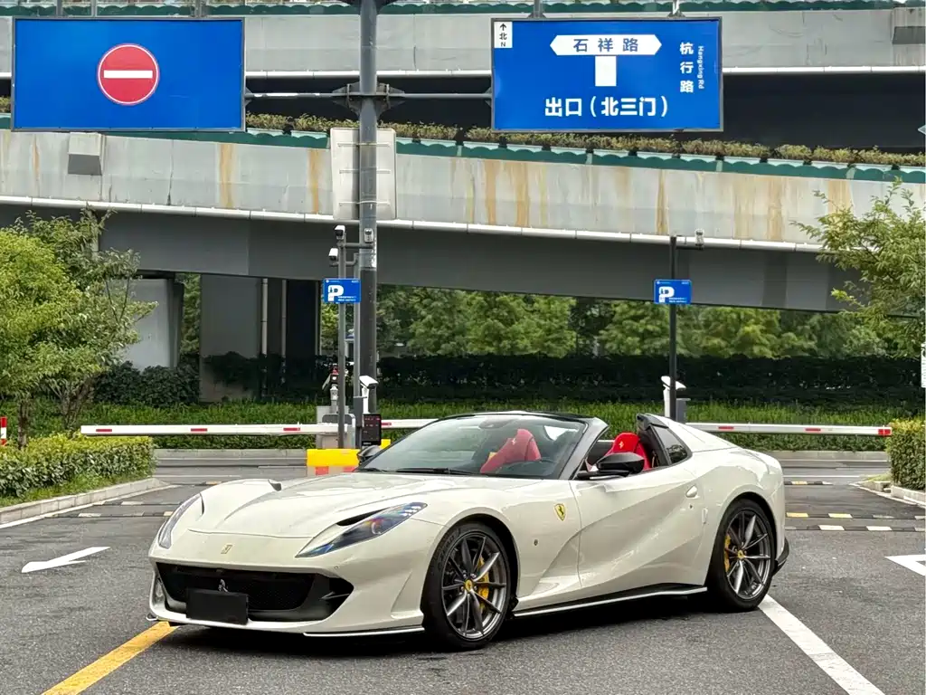 Ferrari 812 — фото 3