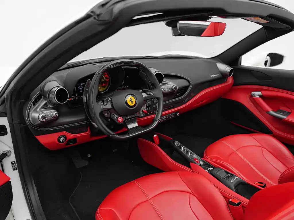 Ferrari F8 — фото 9