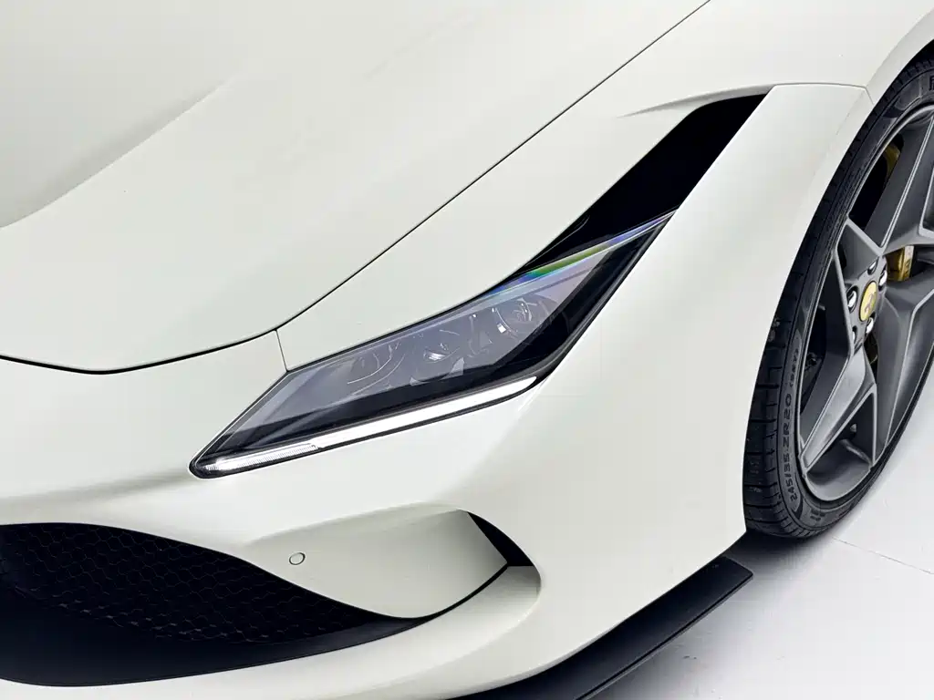 Ferrari F8 — фото 4