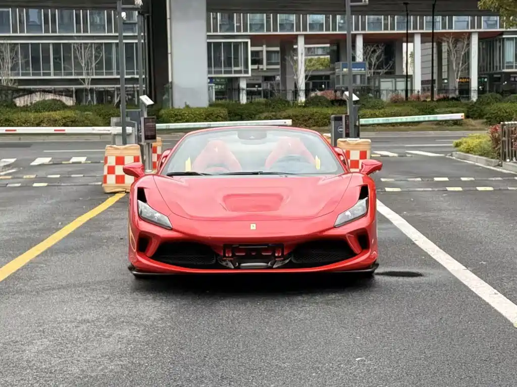 Ferrari F8 — фото 2
