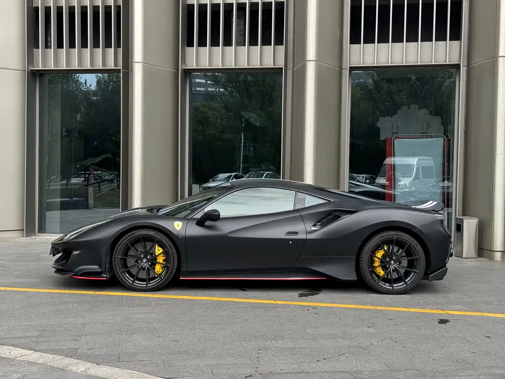 Ferrari 488 — фото 6