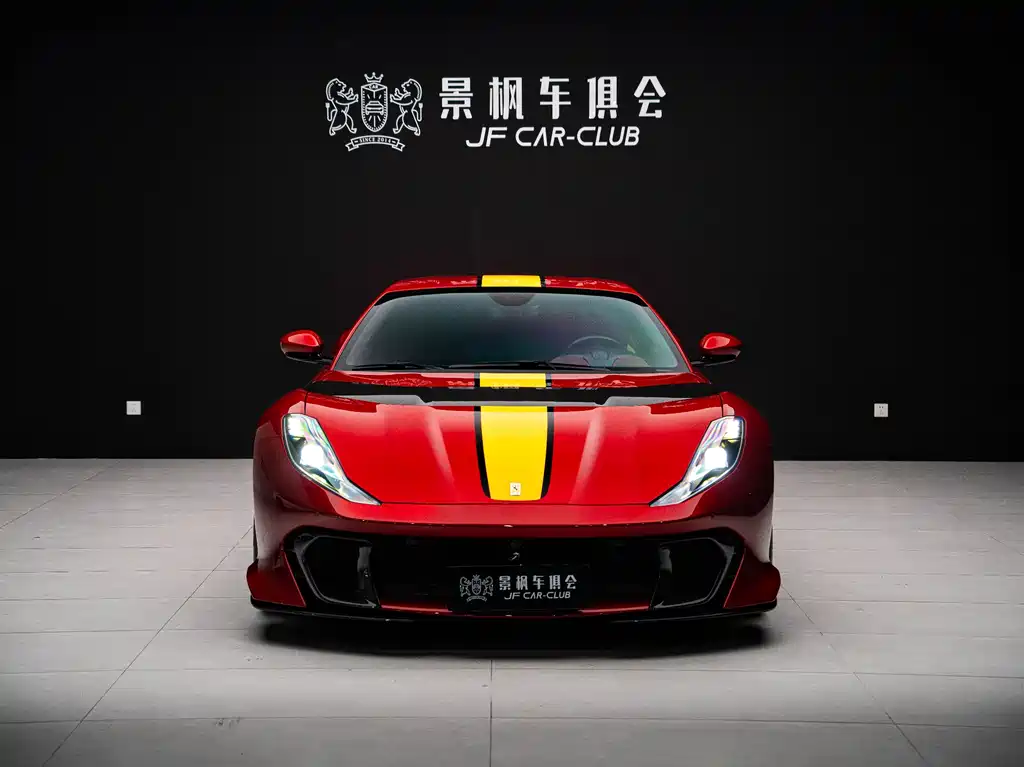 Ferrari 812 — фото 6