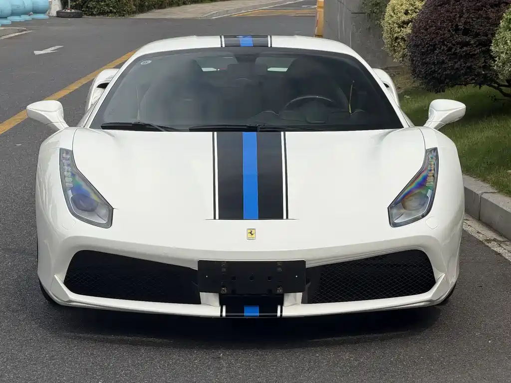 Ferrari 488 — фото 2