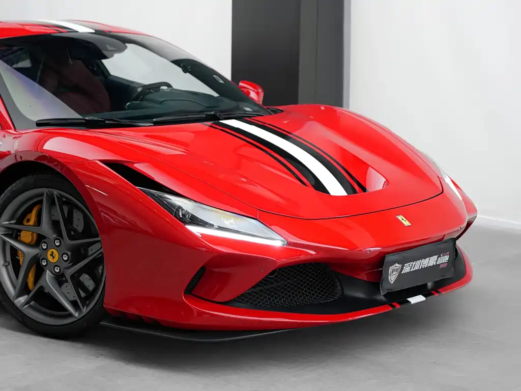 Ferrari F8 — фото 6