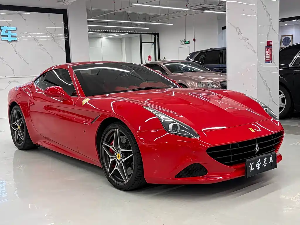 Ferrari California T — фото 3