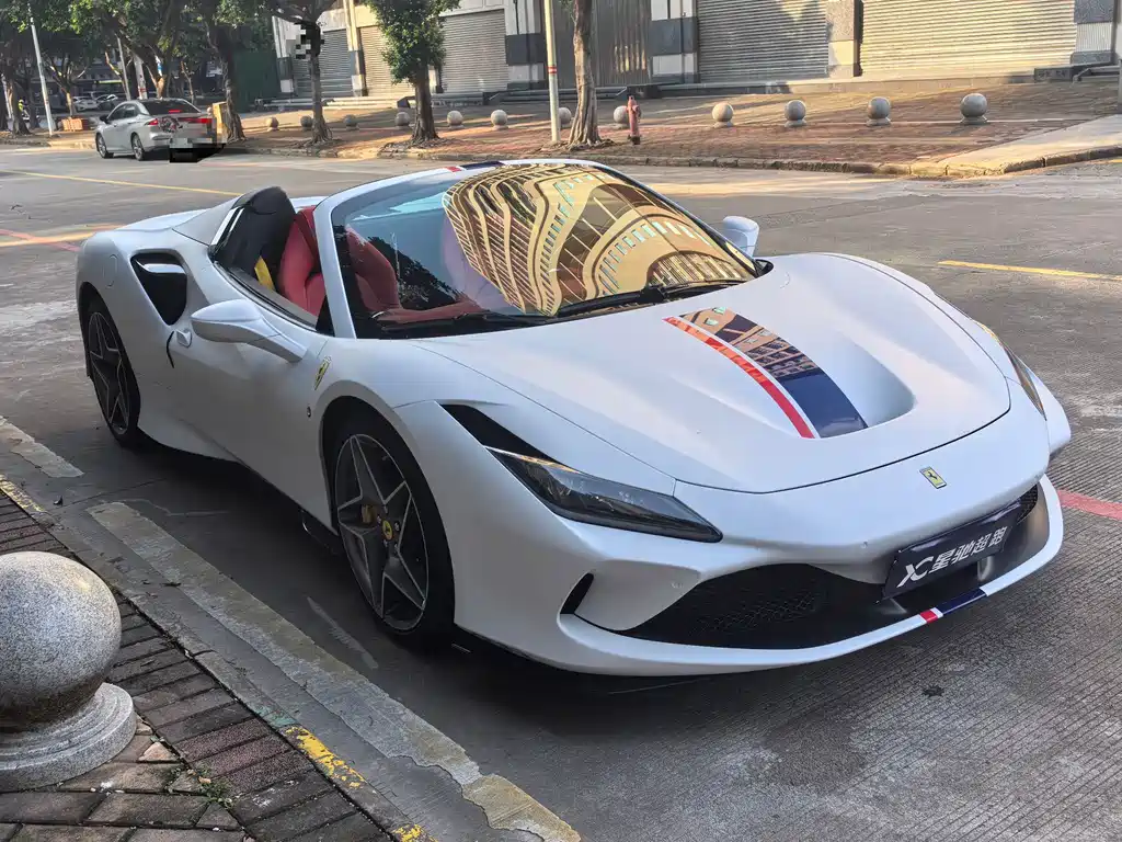 Ferrari F8 — фото 3