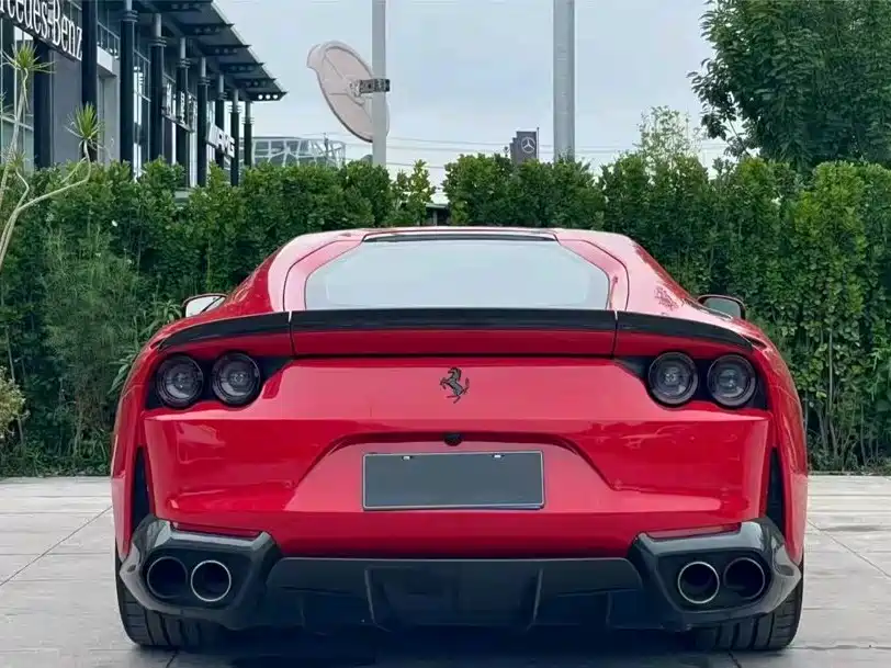 Ferrari 812 — фото 3
