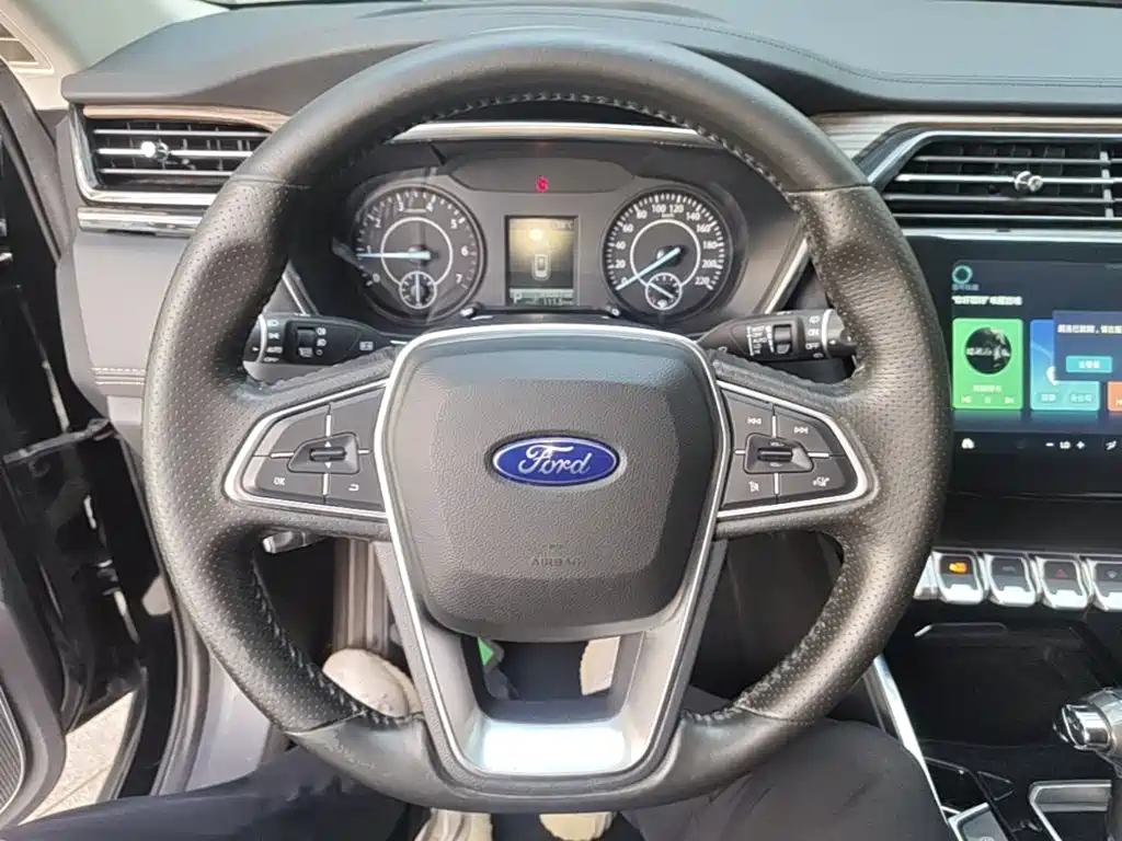 Ford Territory — фото 11