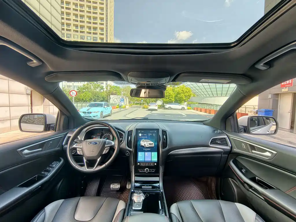 Ford Edge — фото 5