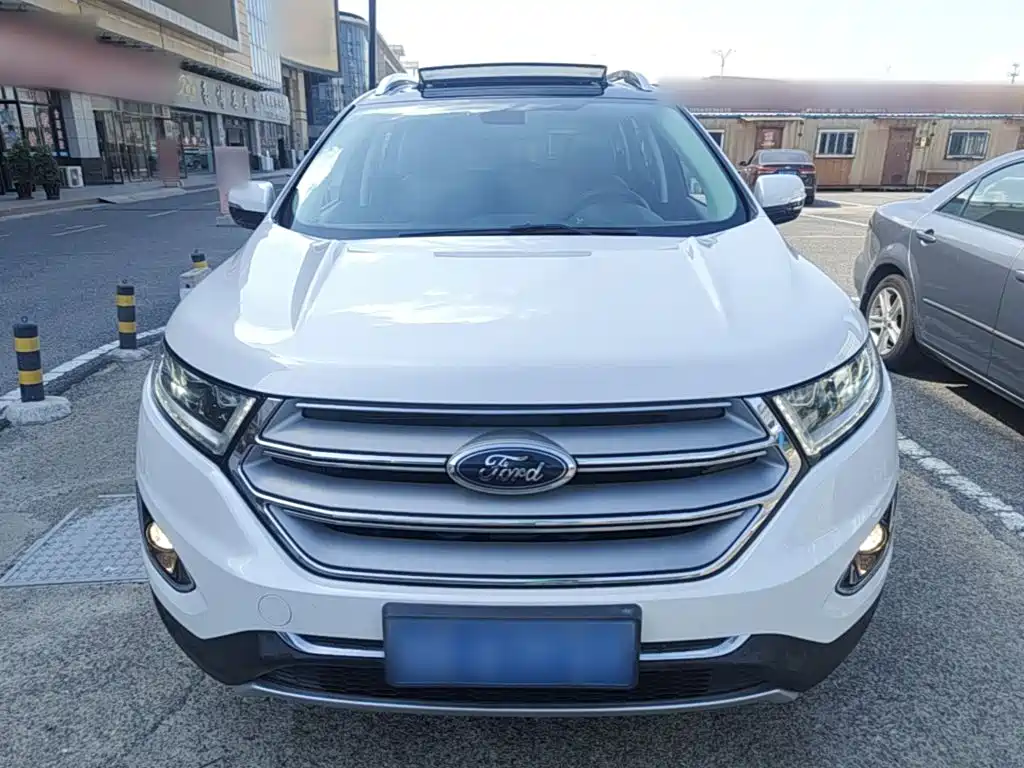 Ford Edge — фото 3