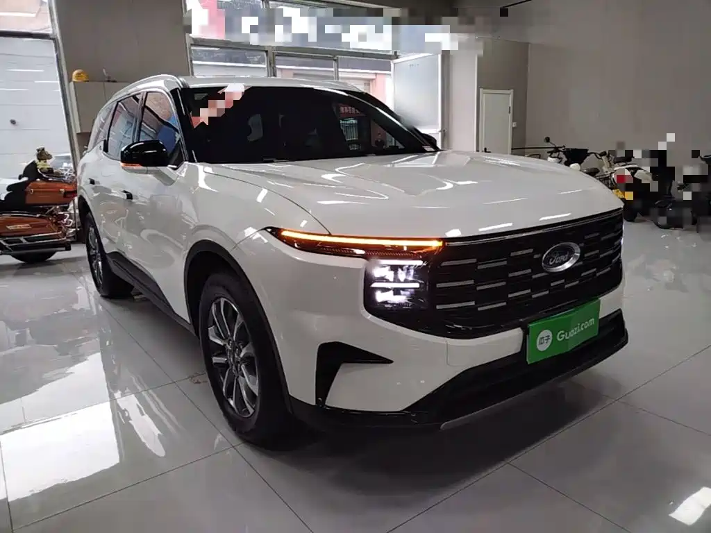 Ford Edge — фото 4